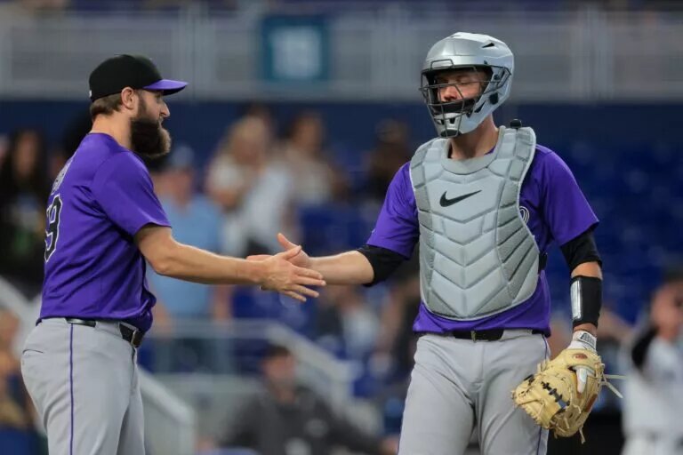 The Orioles recalled Jacob Stallings (right) from Triple-A after they sent a third catcher to the injured list.