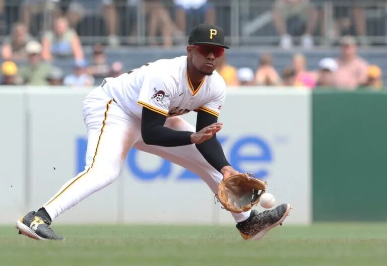 Could the Cubs address their need at third base by acquiring Ke'Bryan Hayes from the division rival Pirates?