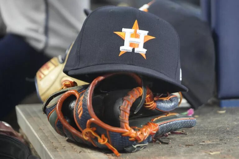 In a season where many things went wrong, the Astros barely missde the playoffs for the first time in nine years.