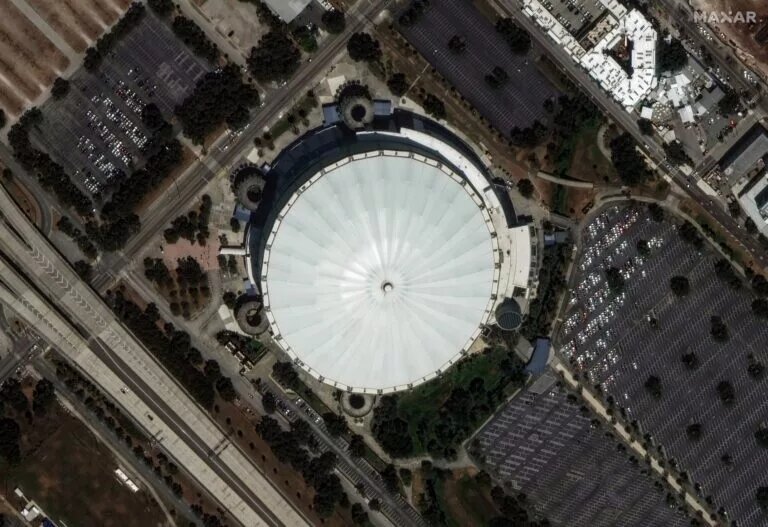 The new roof at Tropicana Field is now complete, and the Rays should be able to play there on Opening Day 2026.
