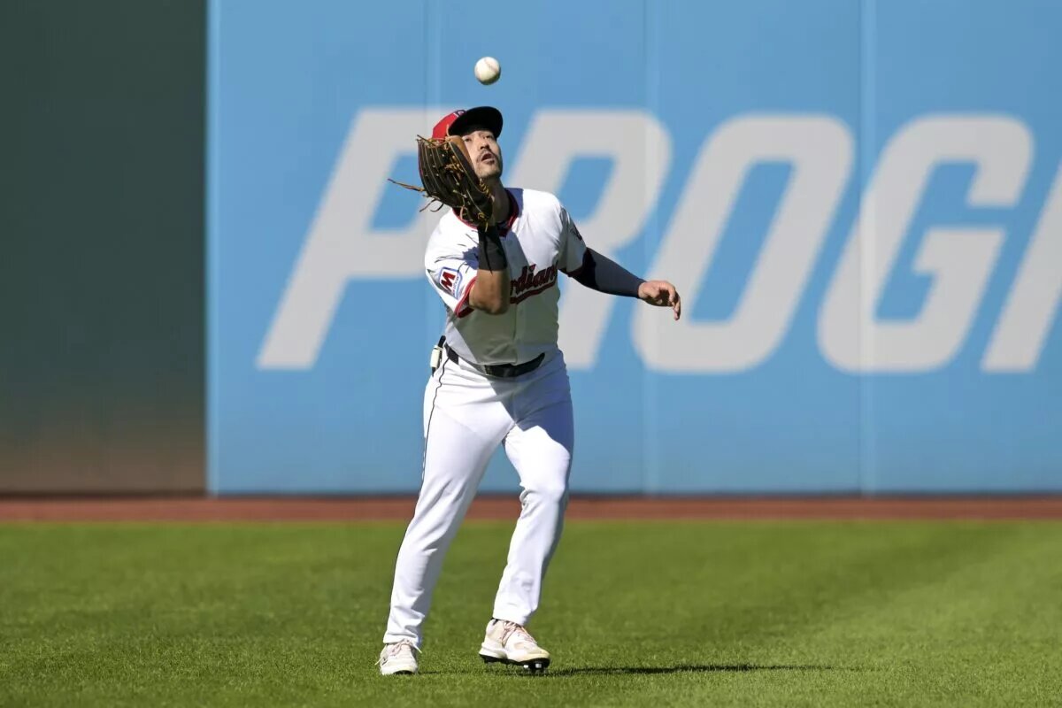 The Guardians are giving Gold Glove left fielder Steven Kwan some reps in center field to start spring training.