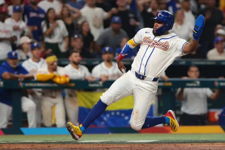Star Brewers outfielder Jackson Chourio is out for two to four weeks with a fractured left hand.