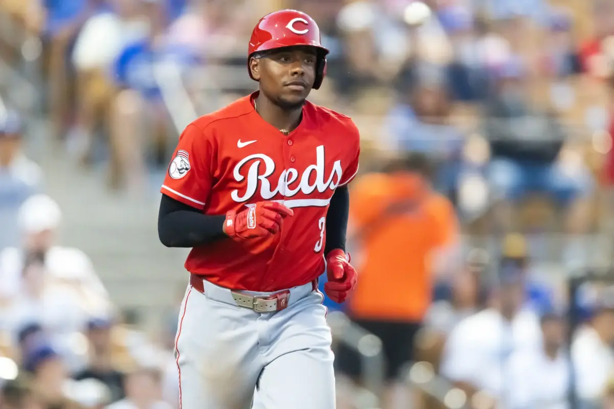 Ke'Bryan Hayes (3) runs to first base during a spring training game with the Cincinnati Reds.