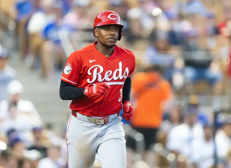 Ke'Bryan Hayes (3) runs to first base during a spring training game with the Cincinnati Reds.