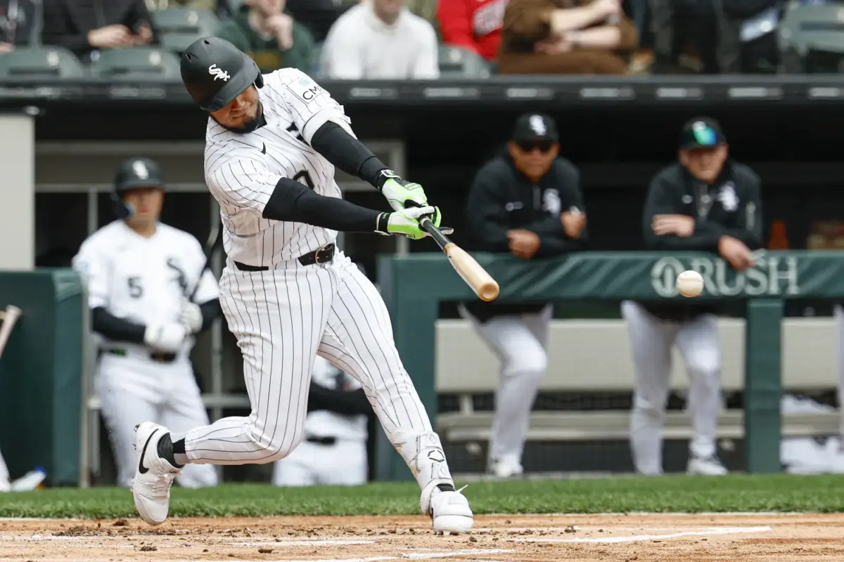 The Blue Jays announced they acquired White Sox infielder Lenyn Sosa in a trade on Monday.