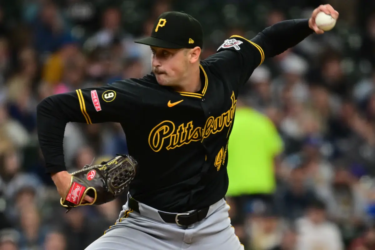 Pittsburgh Pirates reliever Evan Sisk pitching against the Milwaukee Brewers in the fifth inning at American Family Field in Milwaukee, Wisconsin, on April 26, 2026.