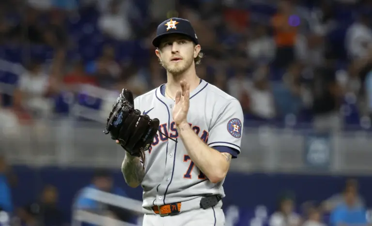 stros pitcher Josh Hader (71) celebrates defeating the Miami Marlins