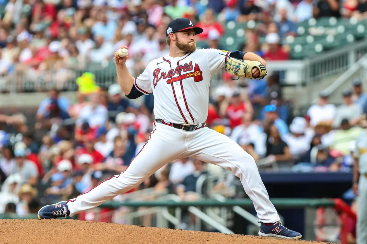 Atlanta Braves starting pitcher Bryce Elder pitches against the Pittsburgh Pirates during the third inning at Truist Park in Atlanta, Georgia on June 7, 2026.