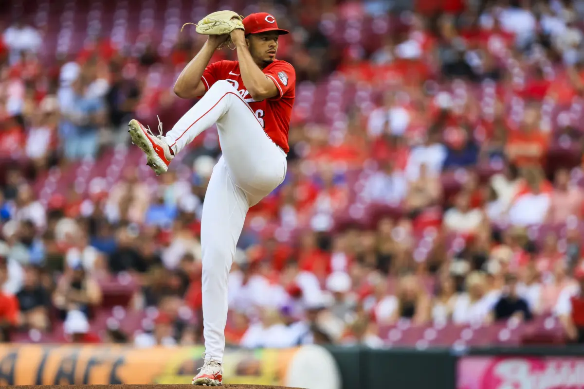 Cincinnati Reds starting pitcher Chase Burns in his windup.
