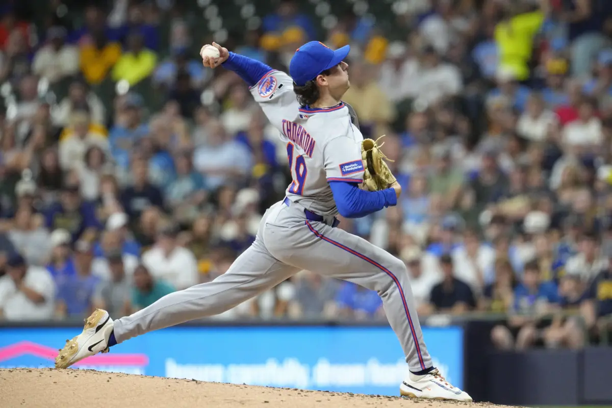 New York Mets starting pitcher Zac Thornton pitching vs the Milwaukee Brewers.