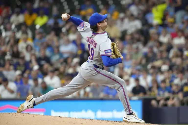 New York Mets starting pitcher Zac Thornton pitching vs the Milwaukee Brewers.