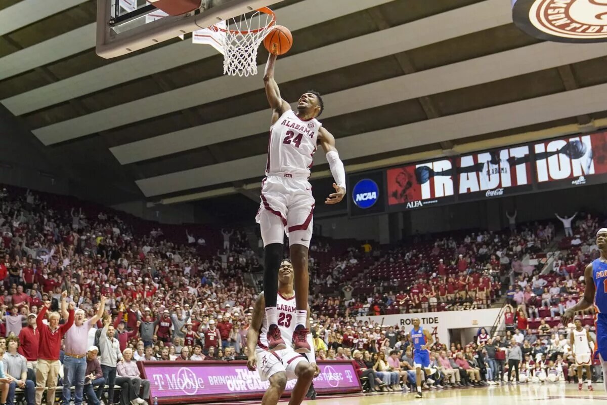 Brandon Miller headlines a huge college basketball Saturday