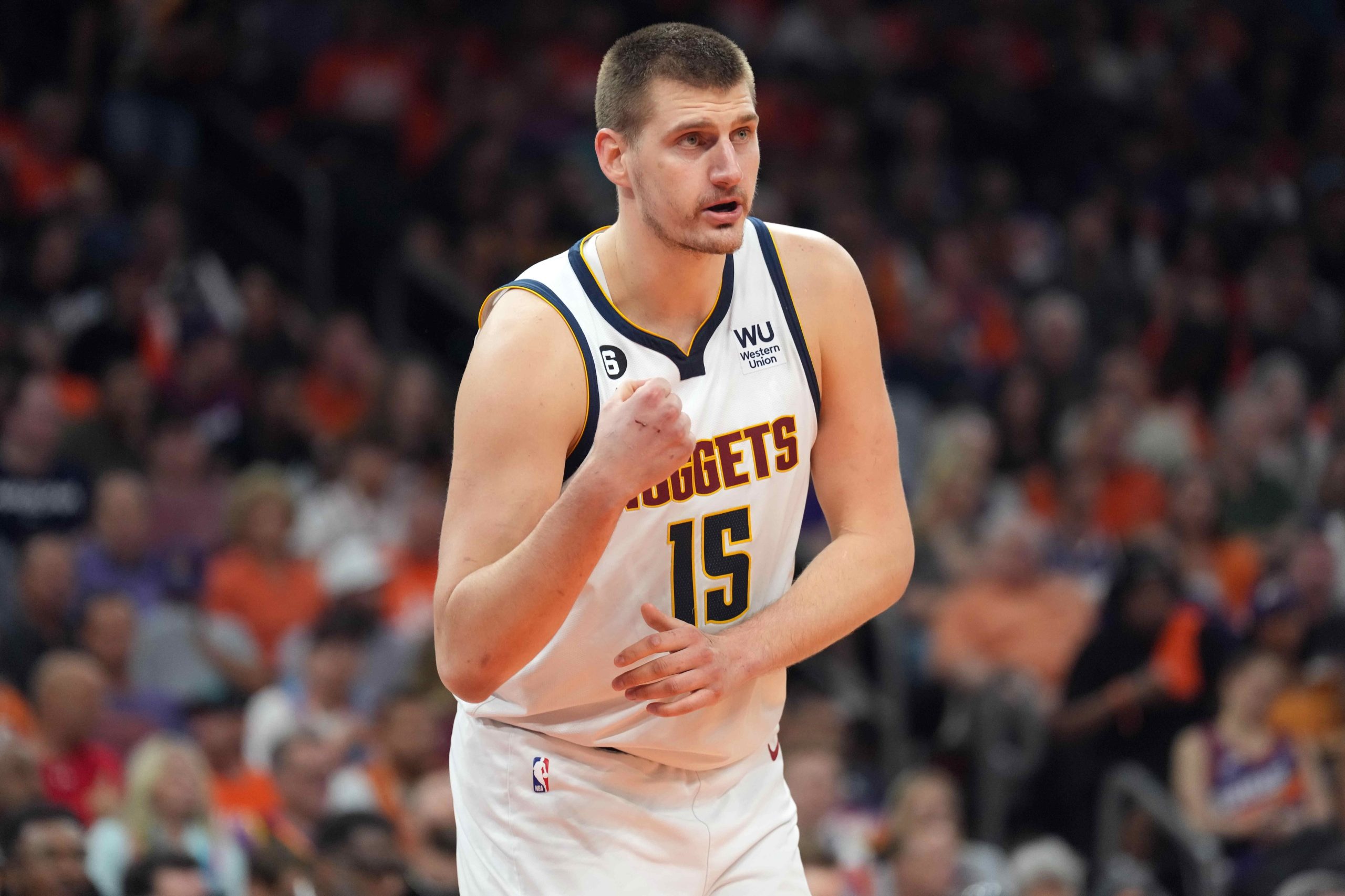 Nikola Jokic looks to lead the Nuggets over the Lakers
