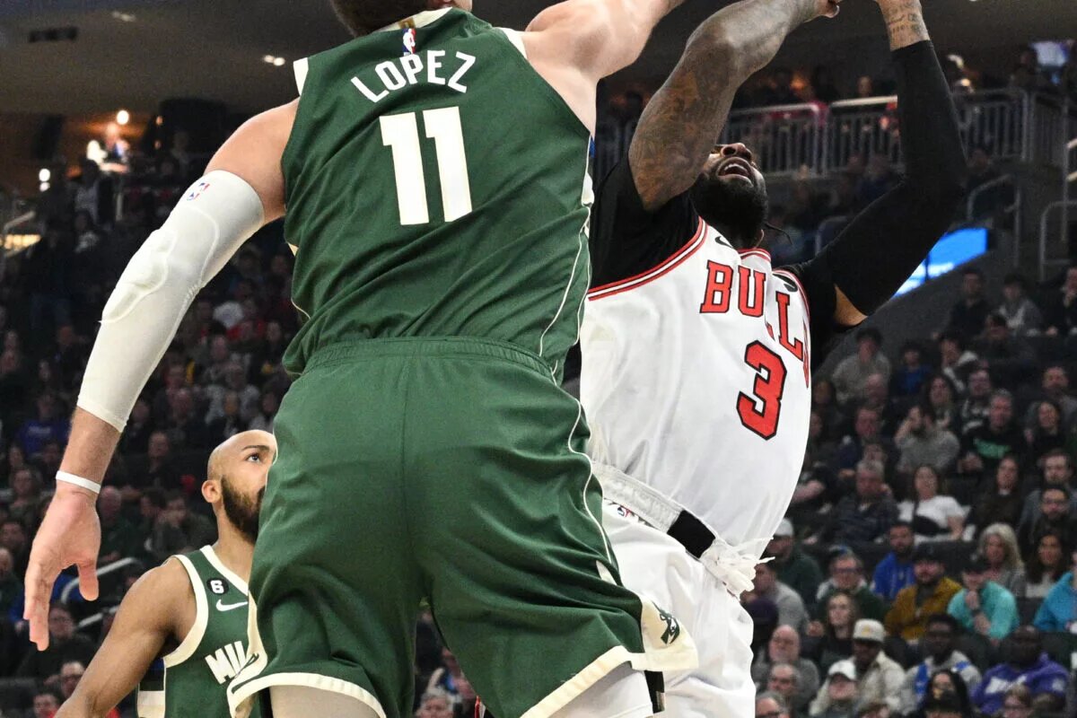 Brook Lopez blocks an Andre Drummond shot attempt