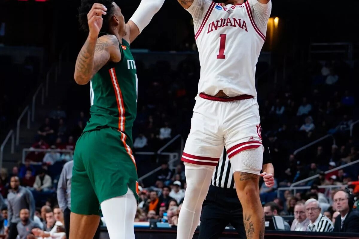 The Los Angeles Lakers rookie class is led by Jalen Hood-Schifino