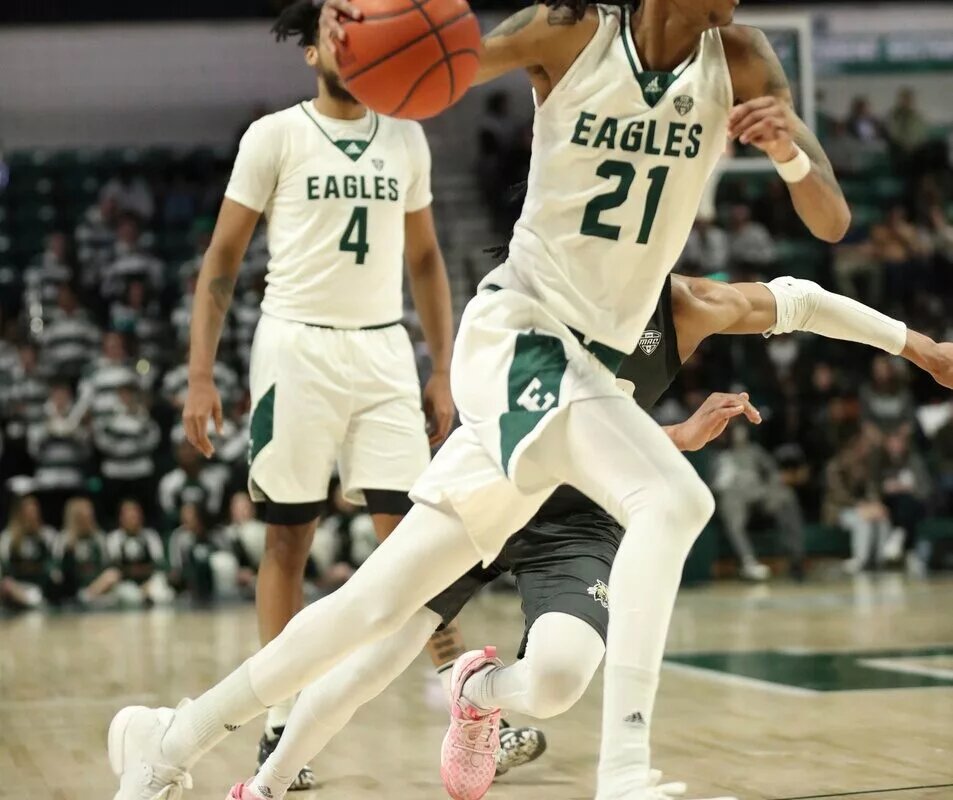 Emoni Bates is a risky 2023 NBA draft pick