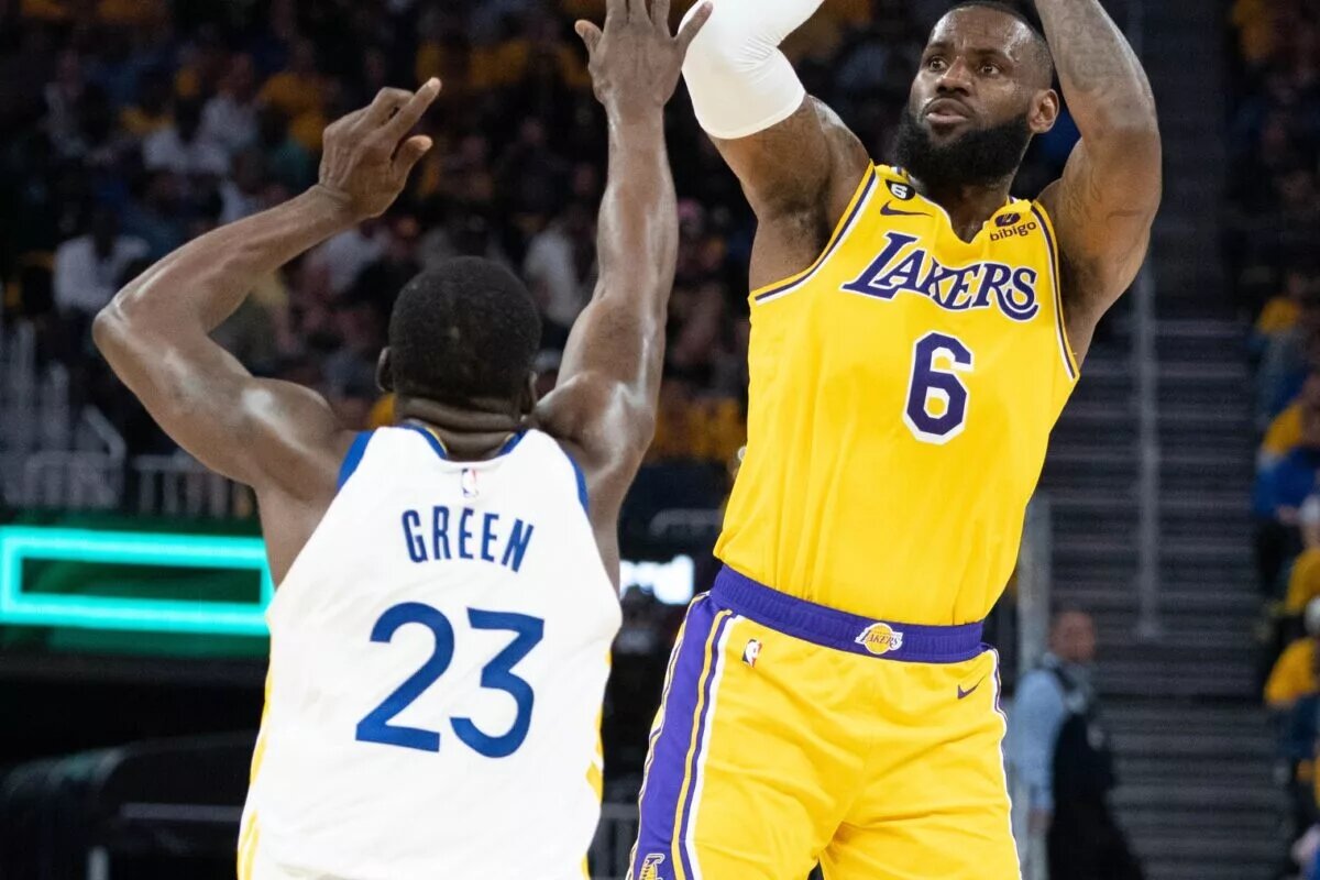 Draymond Green may leave the Warriors for the Los Angeles Lakers
