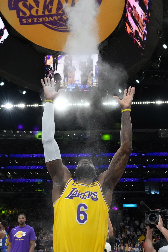 Which LeBron James jersey number will the Los Angeles Lakers