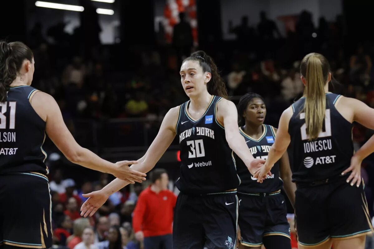 Breanna Stewart, Stefanie Dolson, and Sabrina Ionescu, New York Liberty