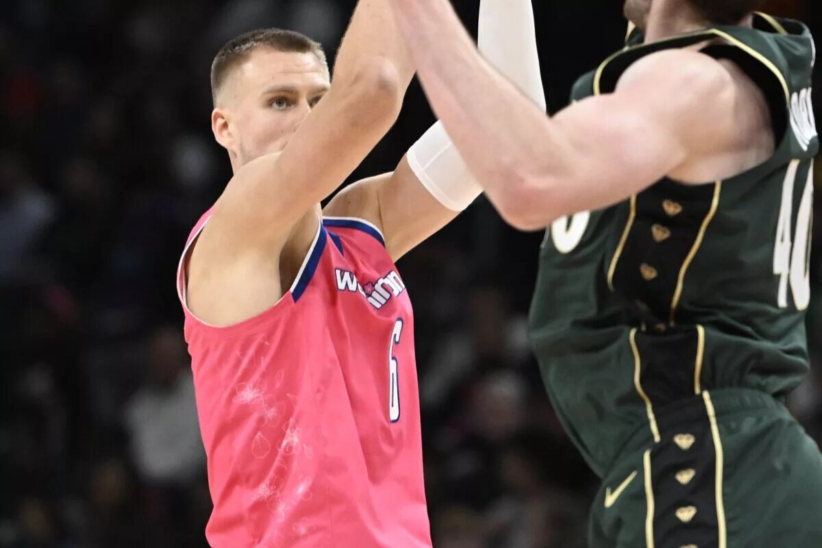 Celtics Offseason: Mar 28, 2023; Washington, District of Columbia, USA; Washington Wizards center Kristaps Porzingis (6) shoots against the Boston Celtics during the second half at Capital One Arena. Mandatory Credit: Brad Mills-USA TODAY Sports