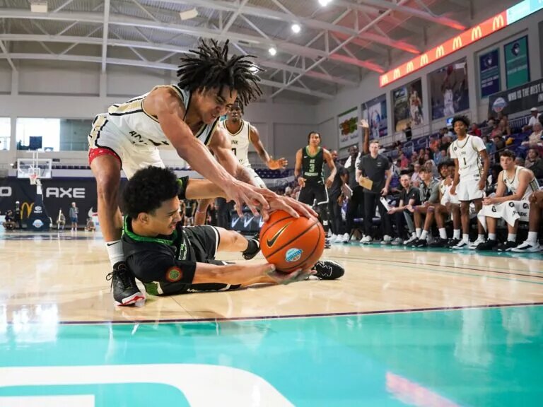 UNC Basketball and former Link Academy Lions guard Elliot Cadeau (3) reaches for the ball during the second quarter of the GEICO High School National championship against the AZ Compass Dragons at Suncoast Credit Union Arena in Fort myers on Saturday, April 1, 2023. Ndn Jh 20230401 Geiconaitonalsboys 0004