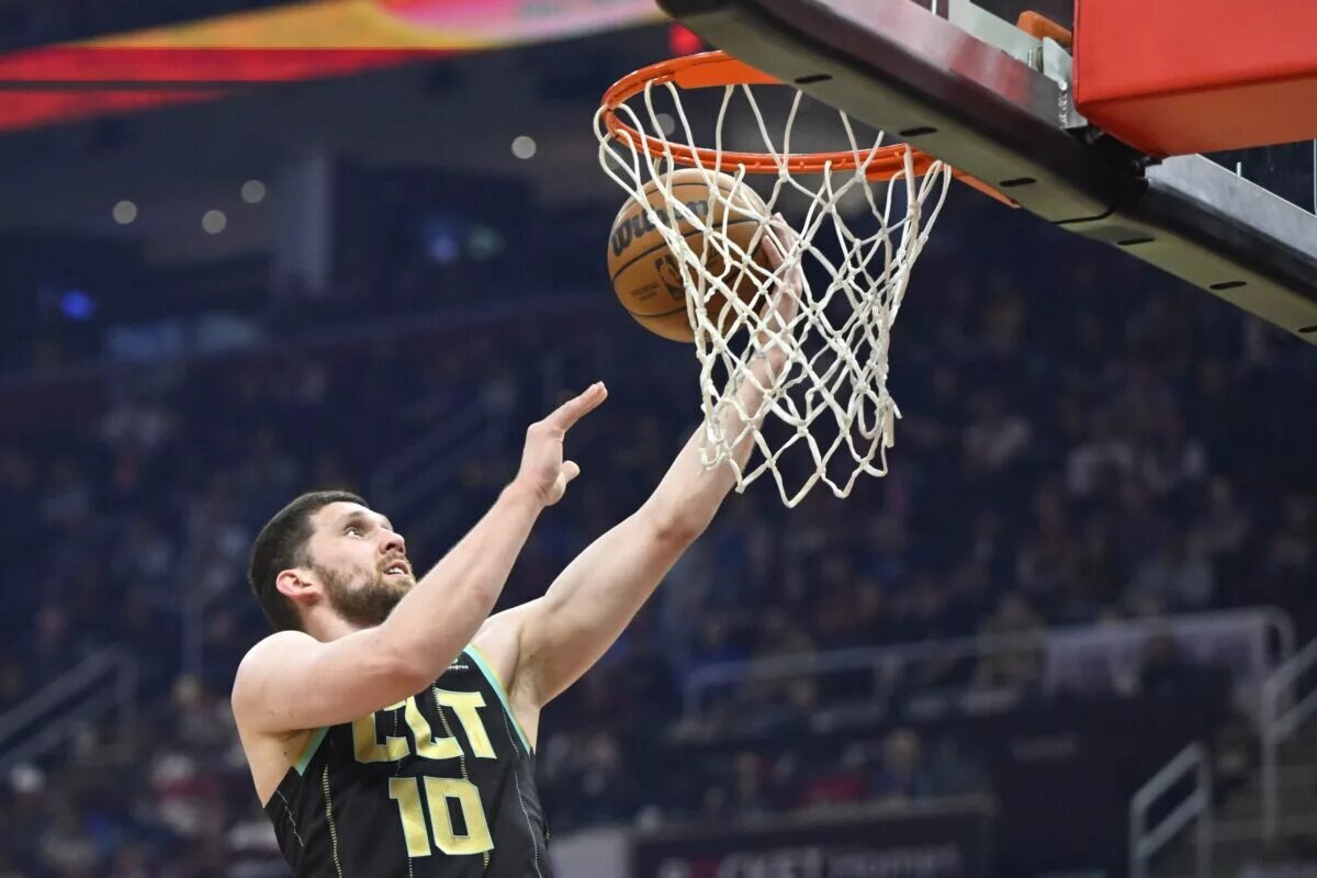 Apr 9, 2023; Cleveland, Ohio, USA; Charlotte Hornets guard Svi Mykhailiuk (10) drives to the basket in the first quarter against the Cleveland Cavaliers at Rocket Mortgage FieldHouse. Mandatory Credit: David Richard-USA TODAY Sports