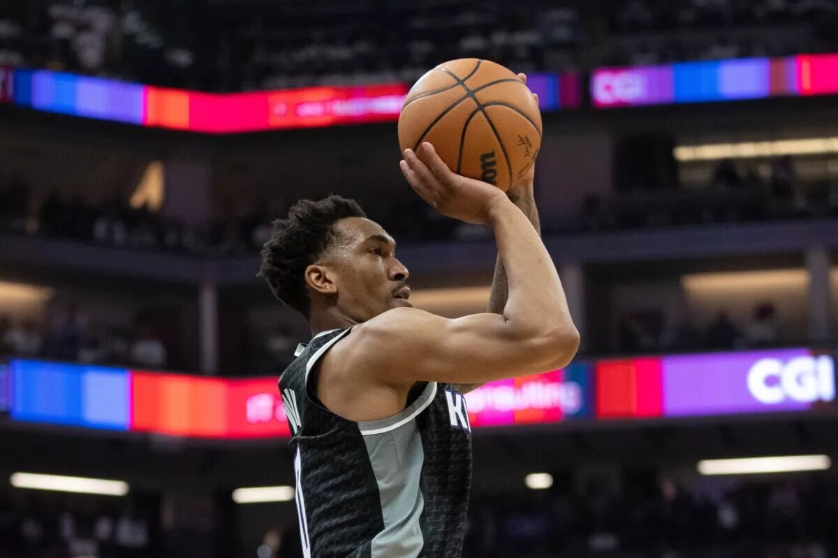 April 30, 2023; Sacramento, California, USA; Sacramento Kings guard Malik Monk (0) shoots the basketball during the second quarter in game seven of the 2023 NBA playoffs first round against the Golden State Warriors at Golden 1 Center. Mandatory Credit: Kyle Terada-USA TODAY Sports