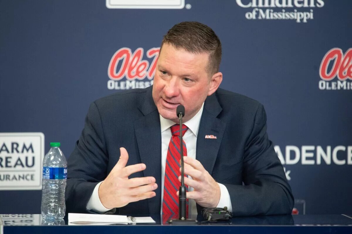 New University of Mississippi basketball coach Chris Beard, left, answers questions from media after a welcoming ceremony at the SJB Pavilion at Ole Miss in Oxford, Miss., Tuesday, March 14, 2023.