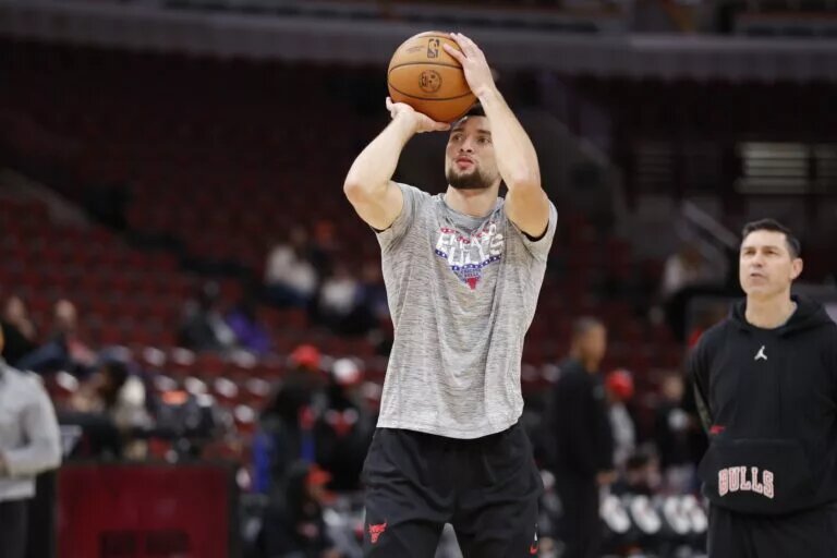 Chicago Bulls guard Zach LaVine (8) warms up before a basketball game against the Detroit Pistons at United Center.