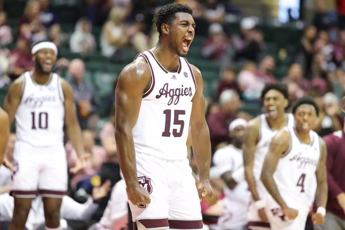 exas A&M Aggies forward Henry Coleman III (15) reacts after a play against the Penn State Nittany Lions in the first half during the ESPN Events Invitational at State Farm Field House.
