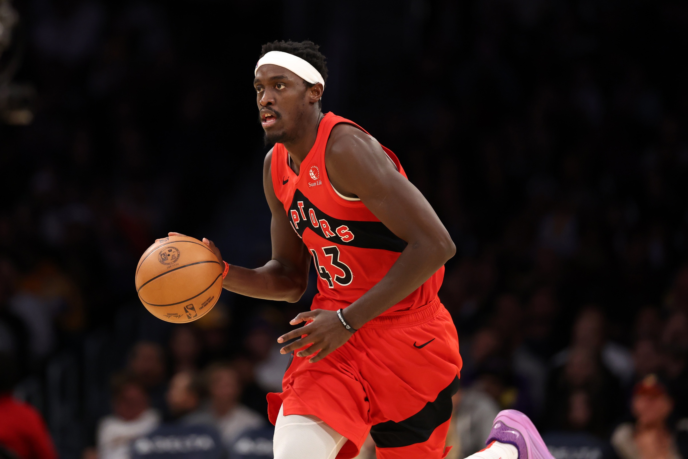 Toronto Raptors forward Pascal Siakam (43) dribbles the ball during the third quarter against the Los Angeles Lakers at Crypto.com Arena.