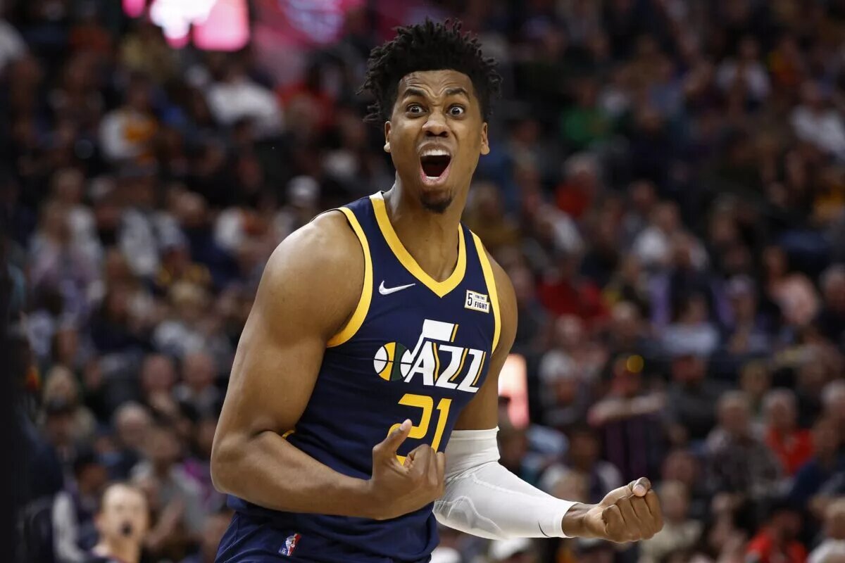 Apr 5, 2022; Salt Lake City, Utah, USA; Utah Jazz center Hassan Whiteside (21) reacts in the second quarter against the Memphis Grizzlies at Vivint Arena. Mandatory Credit: Jeffrey Swinger-USA TODAY Sports