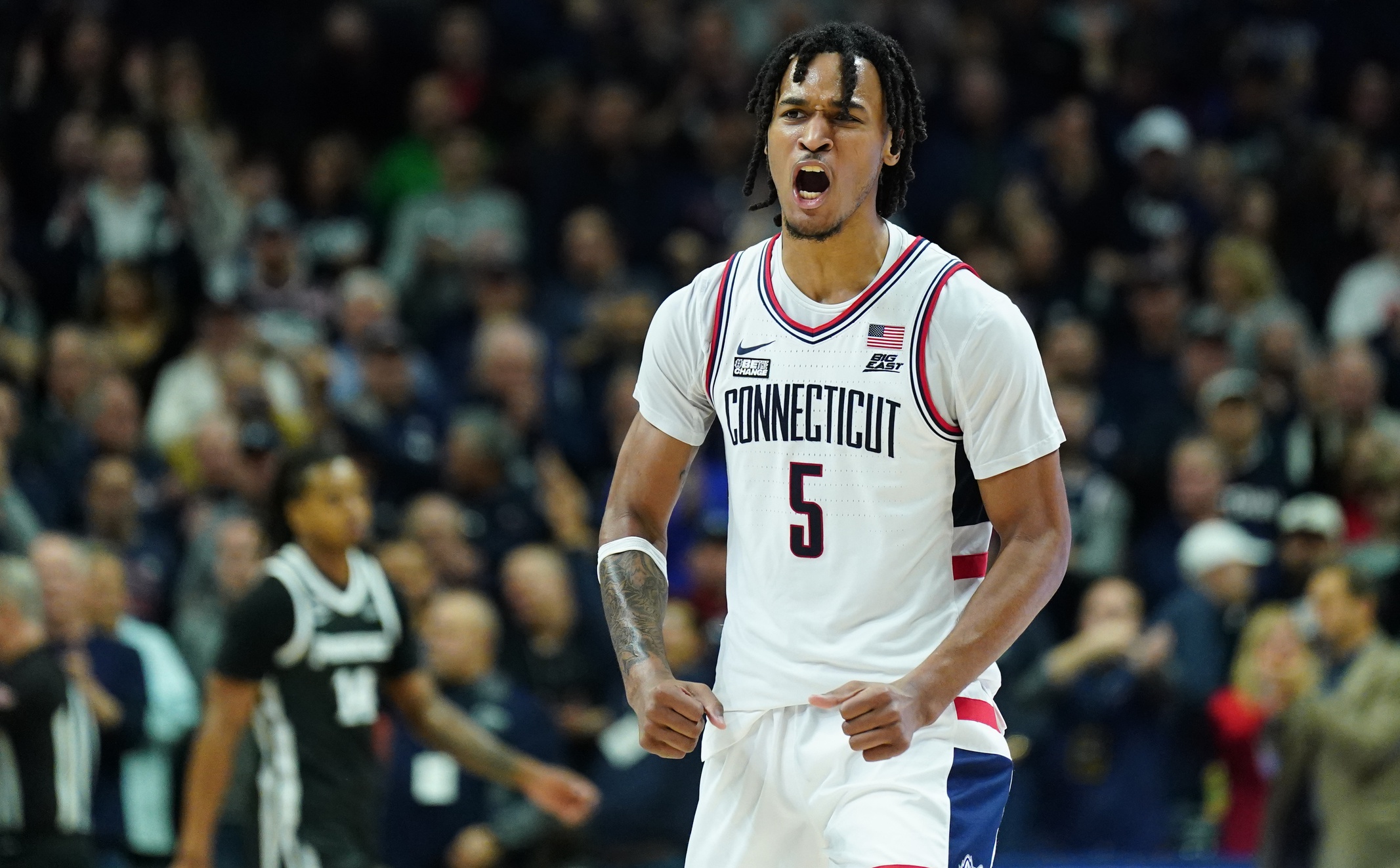 Stephon Castle is taking his game to new heights for the UConn Huskies.