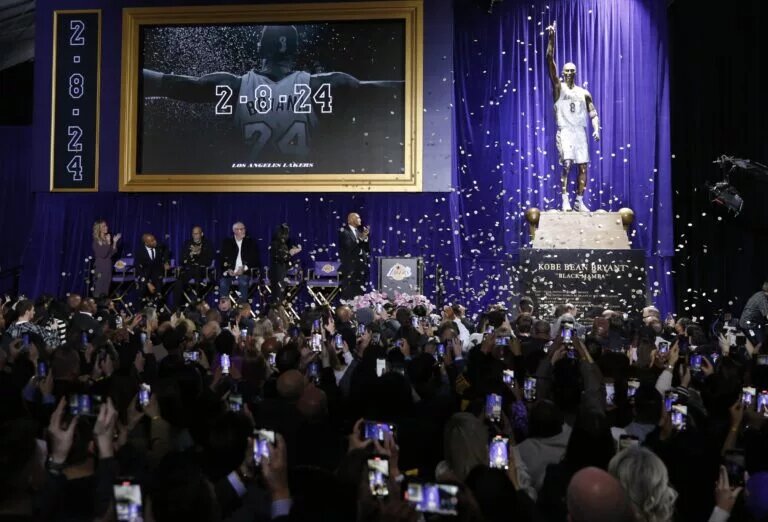 A statue for former Los Angeles Lakers guard Kobe Bryant is unveiled during a ceremony at Star Plaza outside of Crypto.com Arena