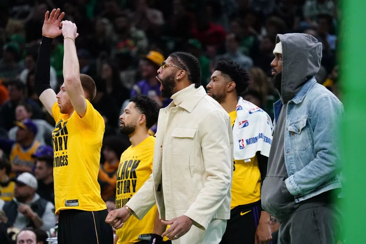 Lakers with LeBron James, Anthony Davis after injury