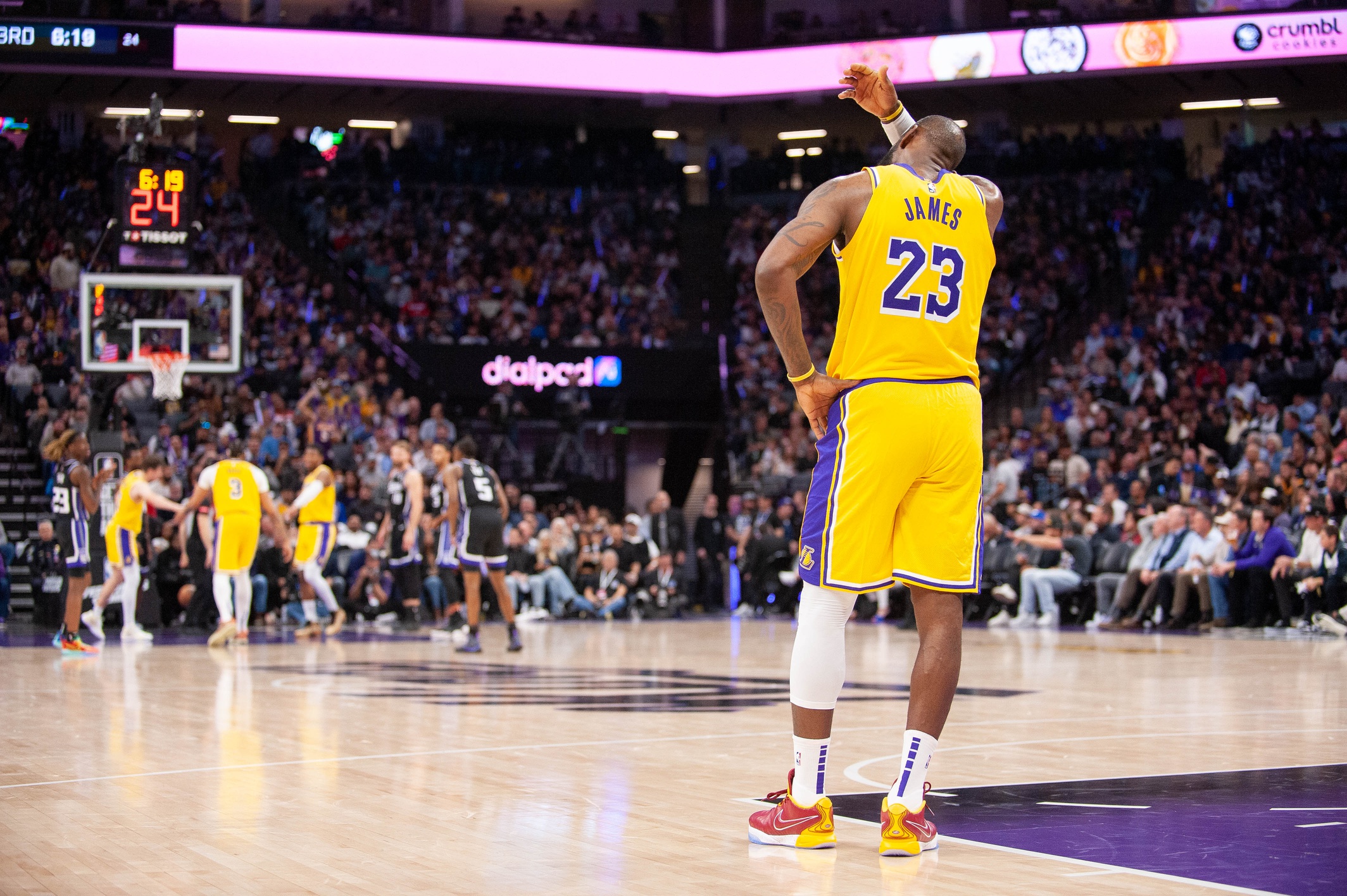 LeBron James looks at Los Angeles Lakers trio