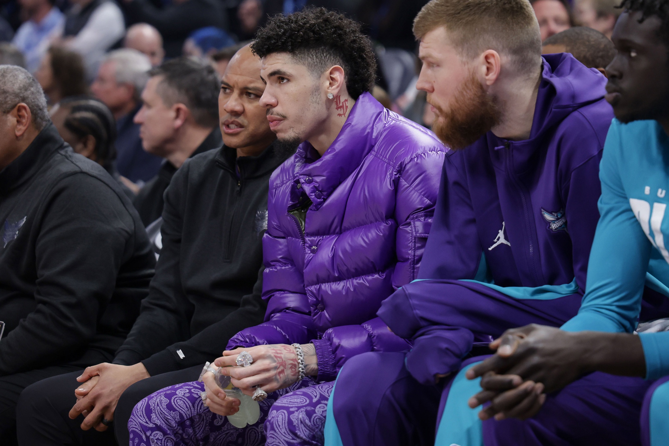 Charlotte Hornets point guard LaMelo Ball sits out with injury