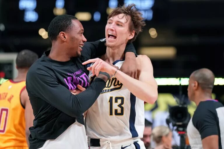 Projected 2024 NBA Draft picks Matas Buzelis and Ron Holland