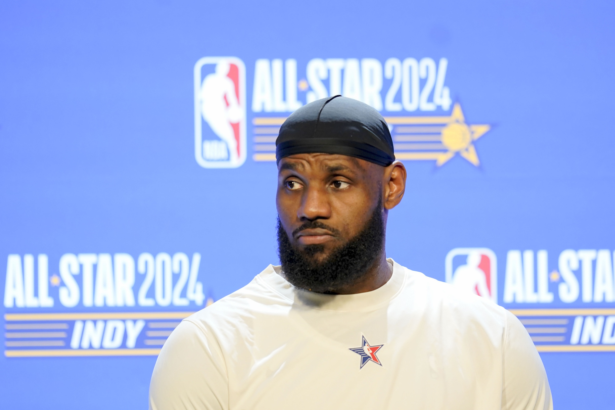 LeBron James is joining JJ Redick on a new podcast.