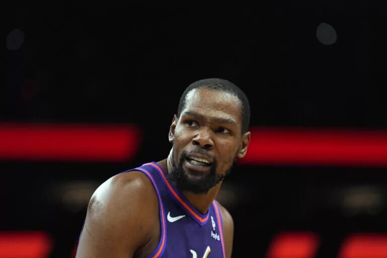 Mar 9, 2024; Phoenix, Arizona, USA; Phoenix Suns forward Kevin Durant (35) reacts against the Boston Celtics during the second half at Footprint Center. Mandatory Credit: Joe Camporeale-USA TODAY Sports