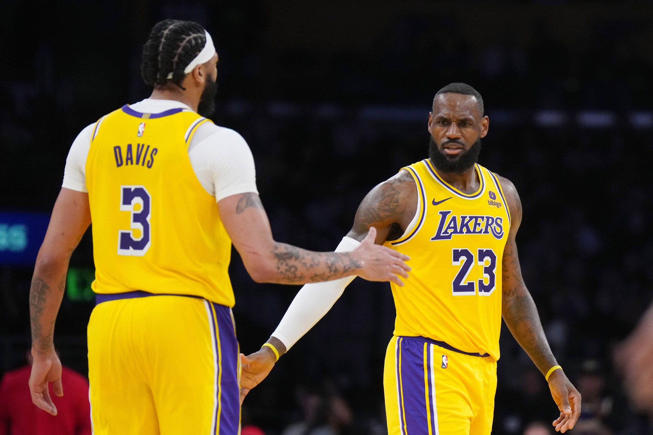 The Los Angeles Lakers' lack of success since their 2020 NBA championship has resulted in many questioning the tandem of LeBron James and Anthony Davis, and whether or not a trade would be in the franchise's best interest.