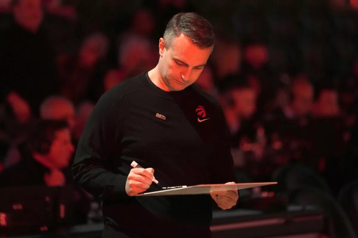 Mar 22, 2024; Toronto, Ontario, CAN; Toronto Raptors head coach Darko Rajakovic diagrams a play before the start of the game against the Oklahoma City Thunder at Scotiabank Arena. Mandatory Credit: John E. Sokolowski-USA TODAY Sports
