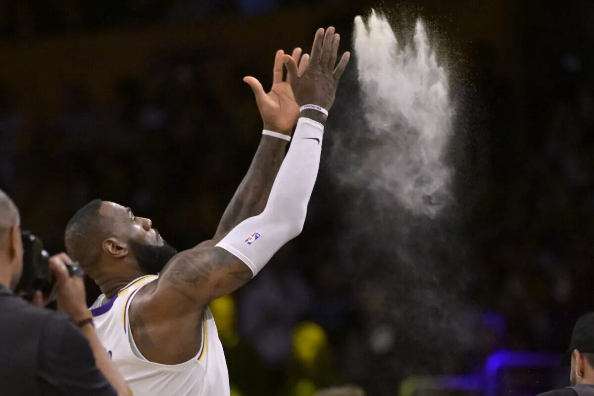Los Angeles Lakers leader LeBron James