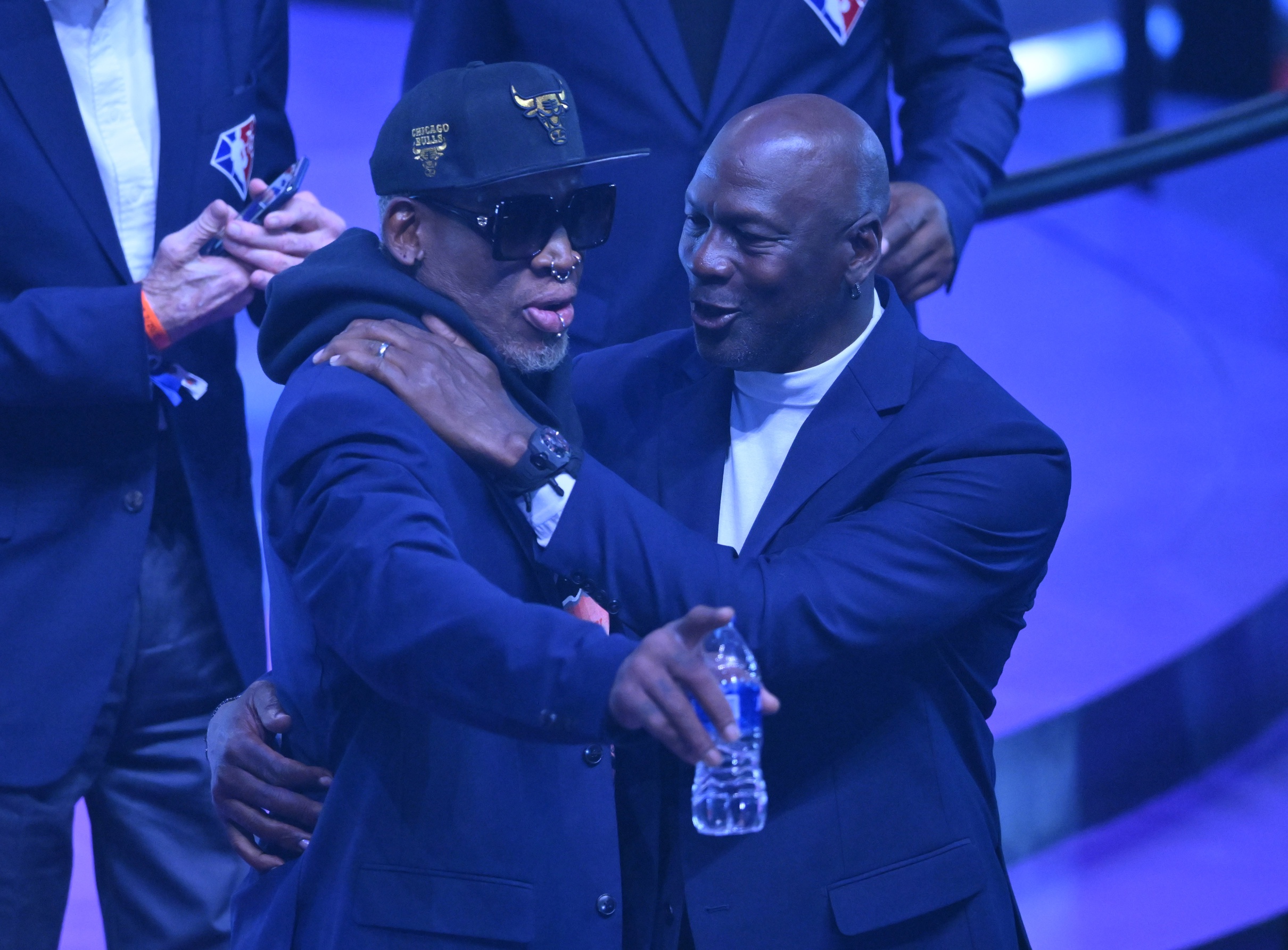 Dennis Rodman Forced to Apologize to Scottie Pippen In Person