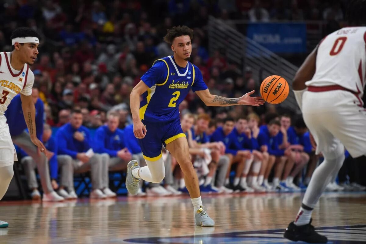 Zeke Mayo heads to Kansas