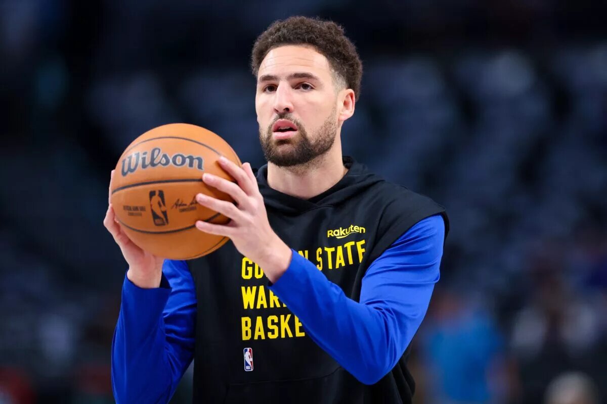 Apr 5, 2024; Dallas, Texas, USA; Golden State Warriors guard Klay Thompson (11) warms up before the game against the Dallas Mavericks at American Airlines Center. Mandatory Credit: Kevin Jairaj-USA TODAY Sports