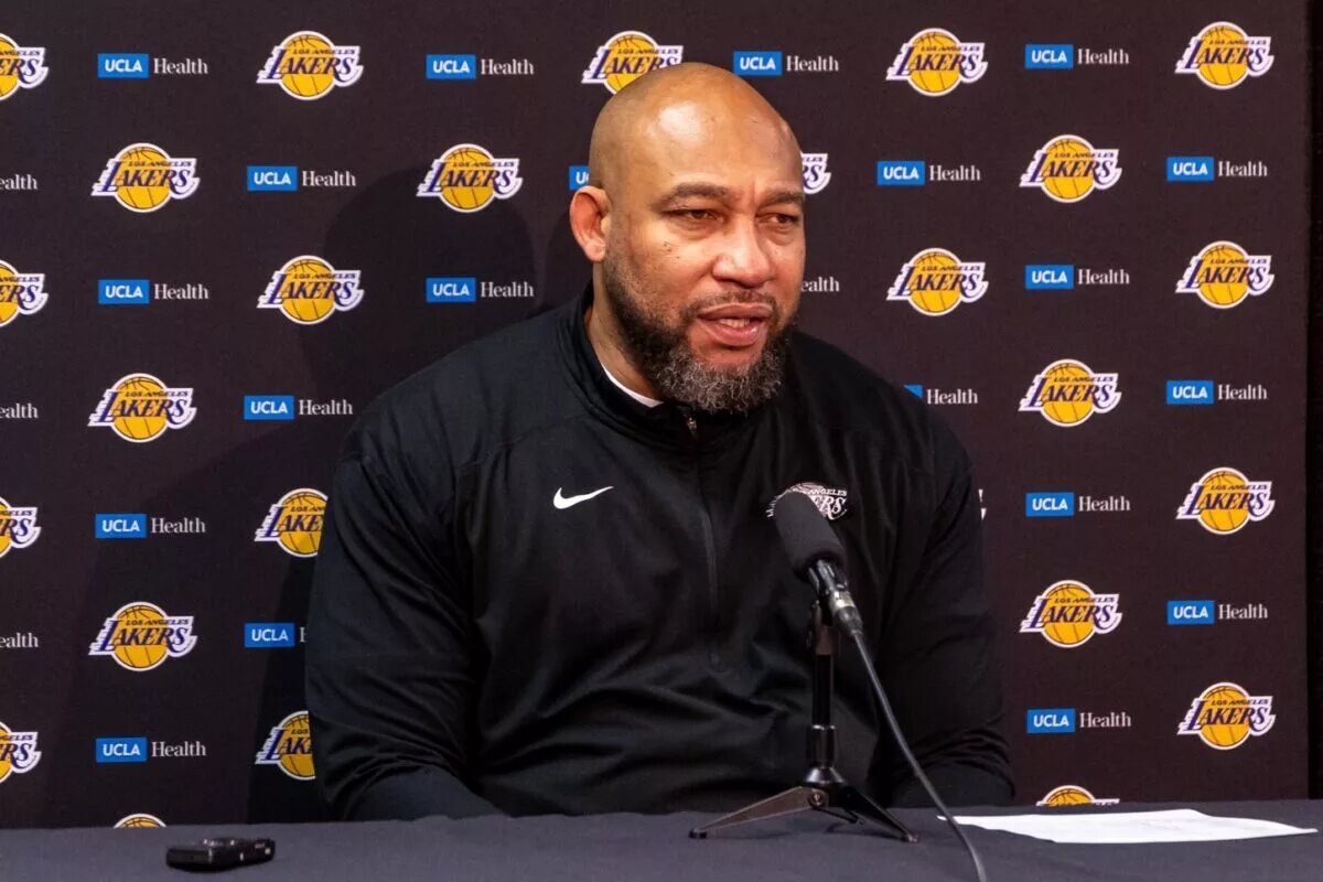 Darvin Ham gives a positive update on Anthony Davis injury concerns.