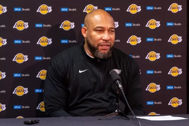 Darvin Ham gives a positive update on Anthony Davis injury concerns.