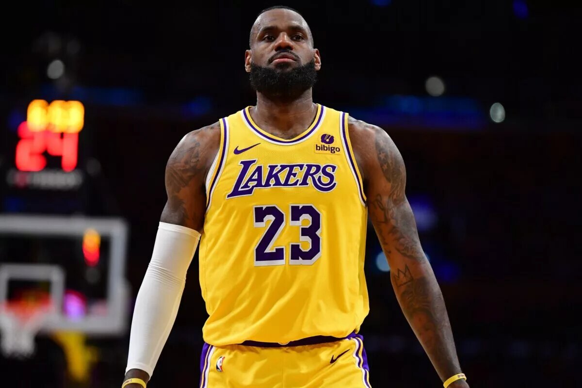 Los Angeles Lakers forward LeBron James