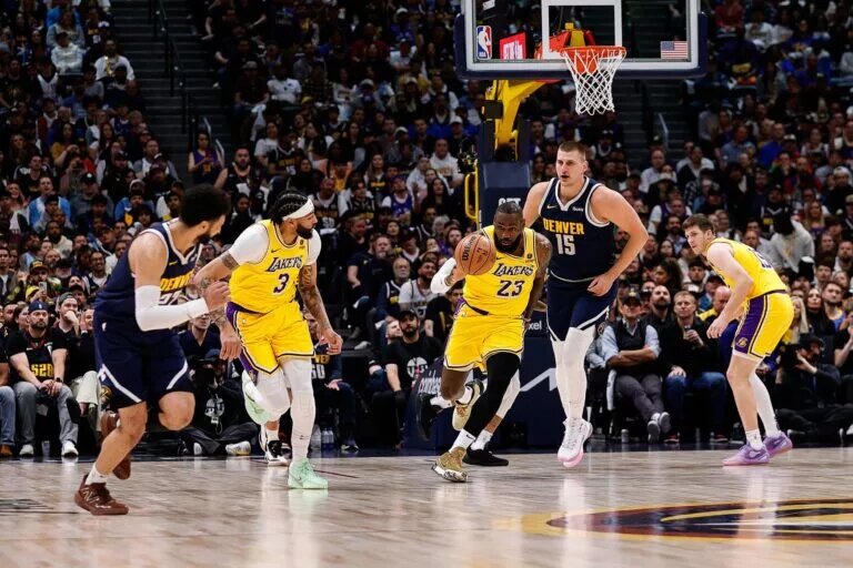 Los Angeles Lakers stars LeBron James and Anthony Davis lead a fast break